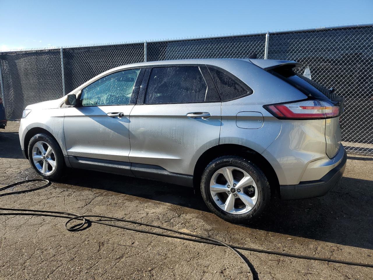 2023 Ford Edge Se - Фото 2