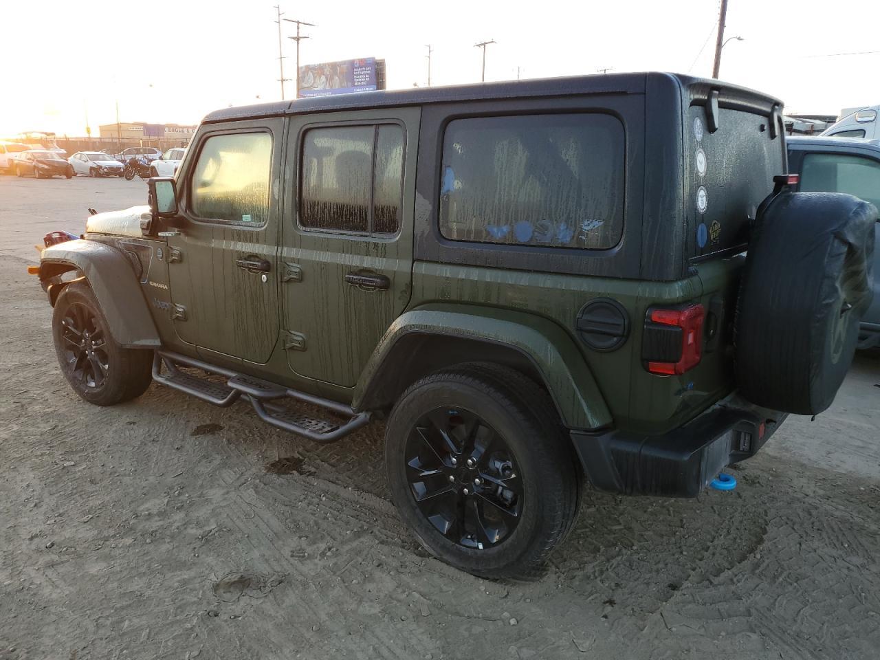 2023 Jeep Wrangler Sahara 4Xe - Фото 2