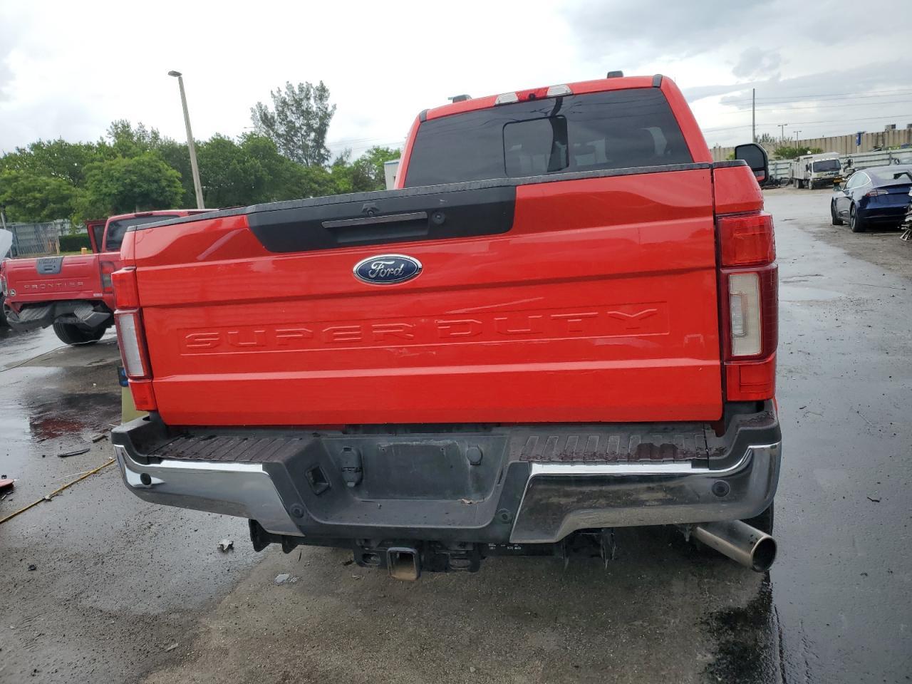 2021 Ford F250 Super Duty - Фото 6