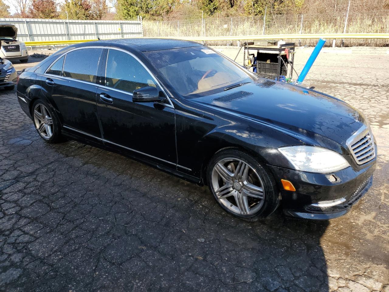 2012 Mercedes-Benz S 550 - Фото 4