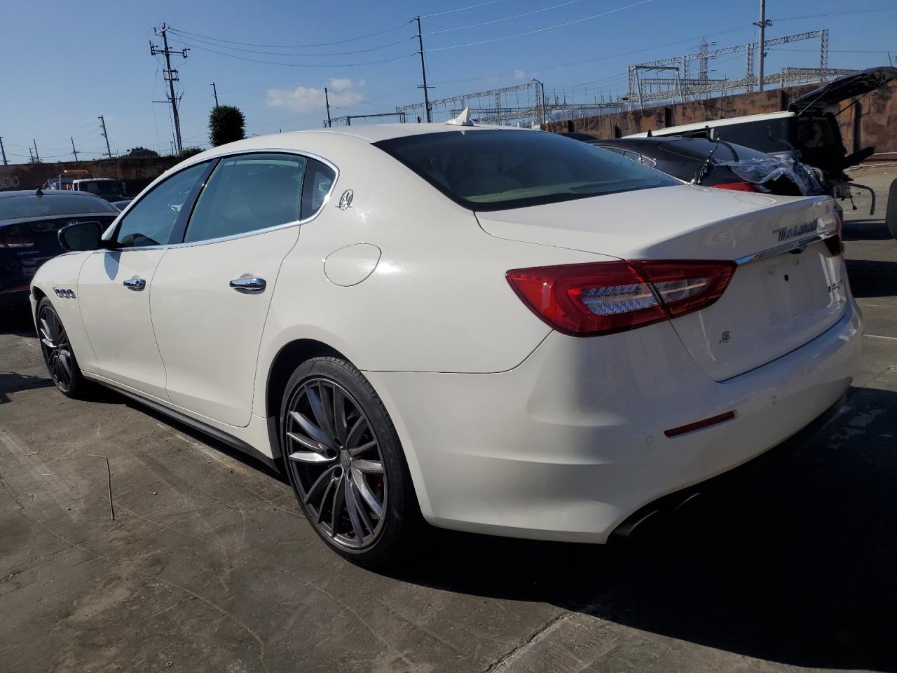2019 Maserati Quattroporte S - Фото 2