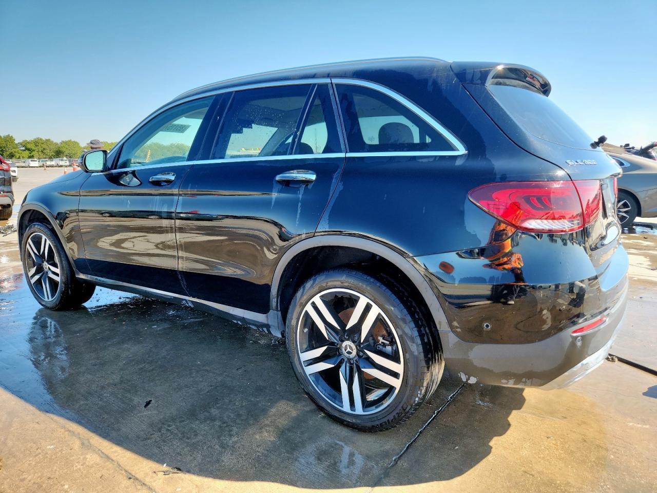2021 Mercedes-Benz Glc 300 - Фото 2