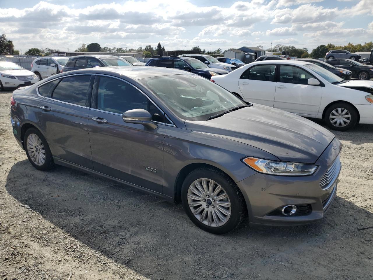 2013 Ford Fusion Titanium Phev - Фото 4