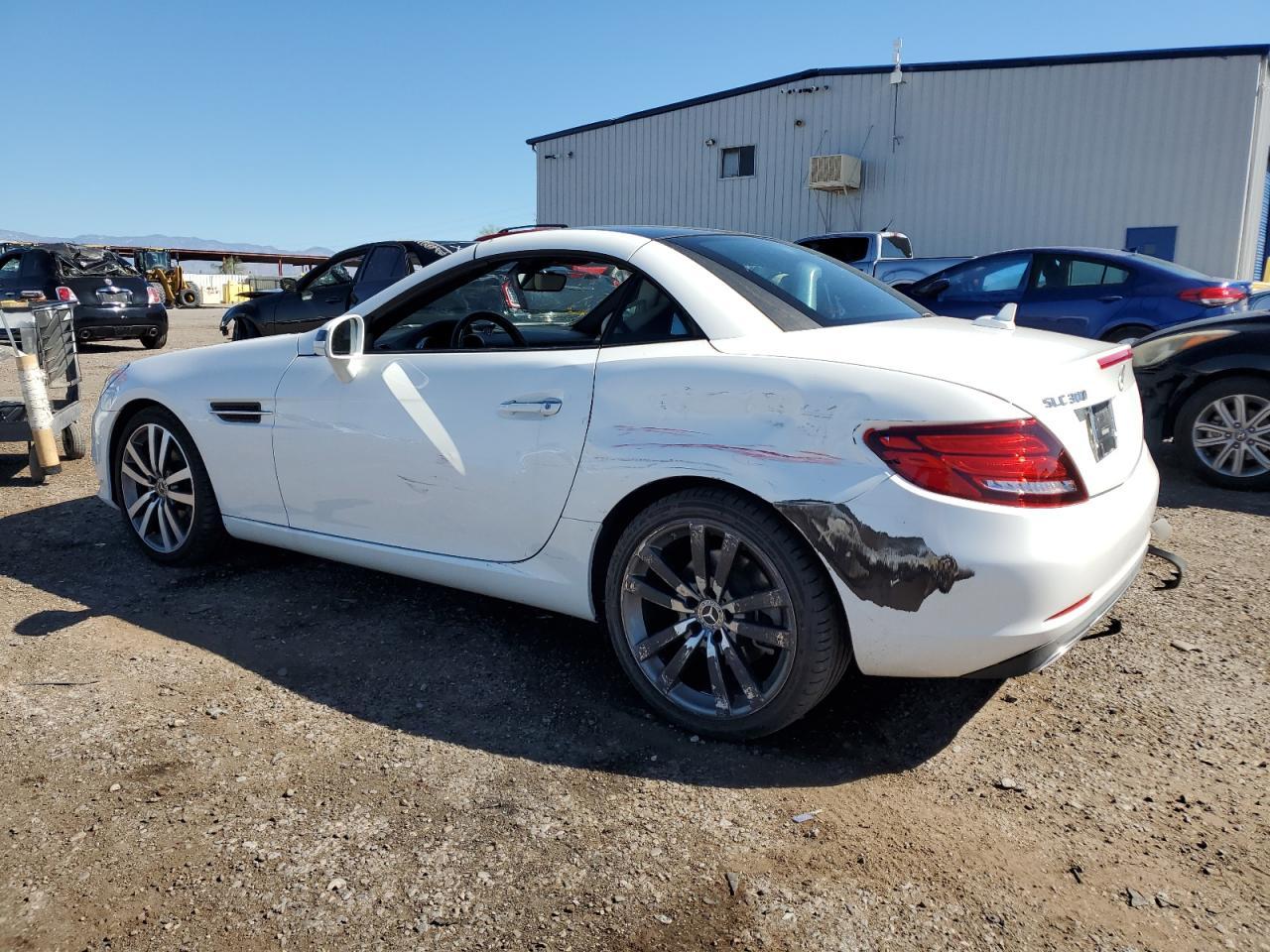 2020 Mercedes-Benz Slc 300 - Image 2