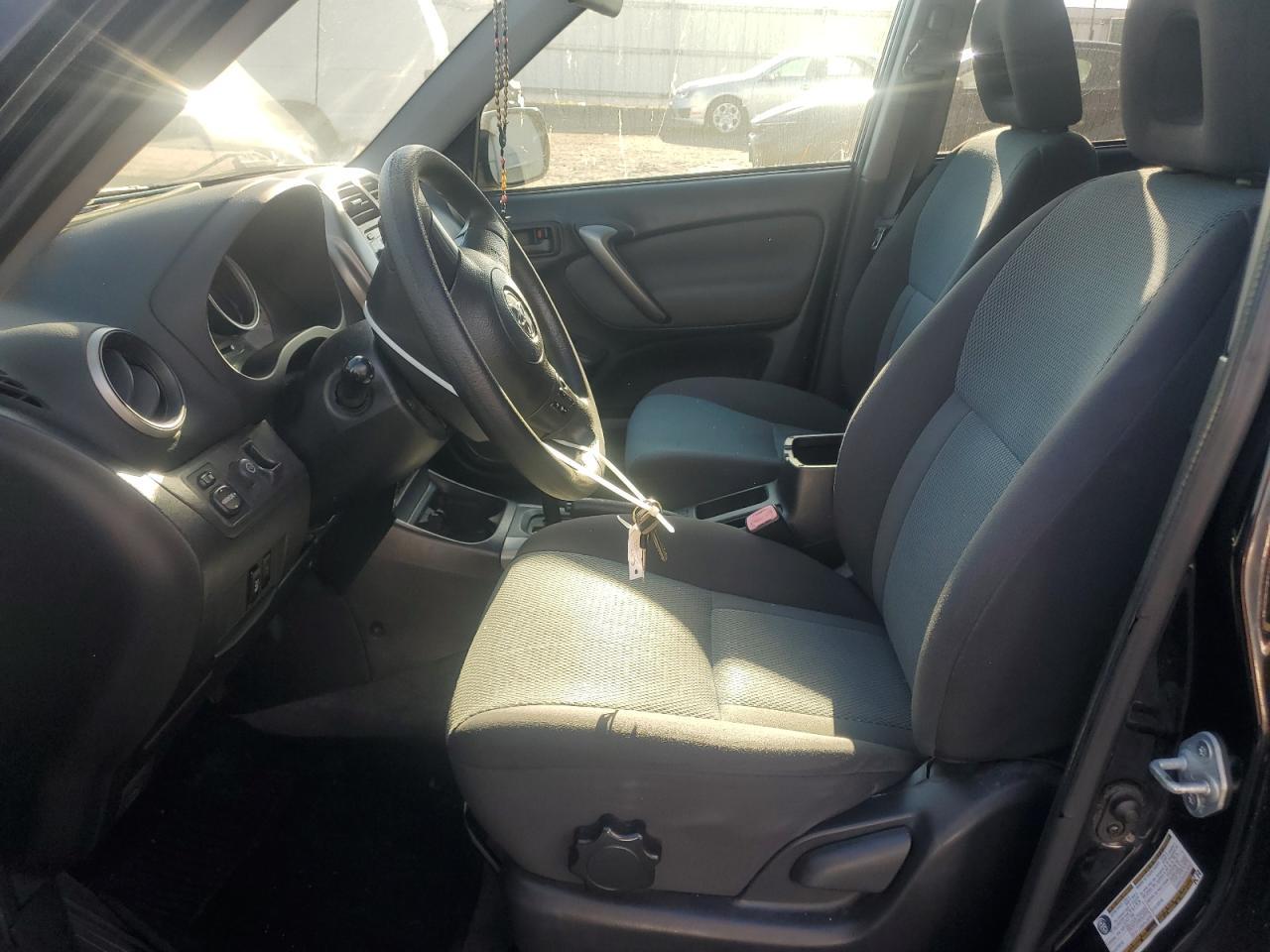 2004 Toyota Rav4 - Image 7