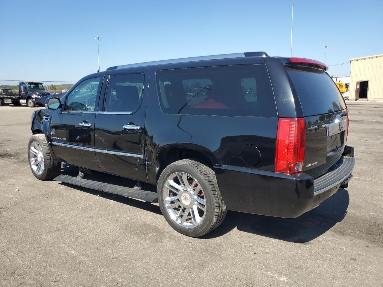 2013 Cadillac Escalade Esv Platinum - Фото 2
