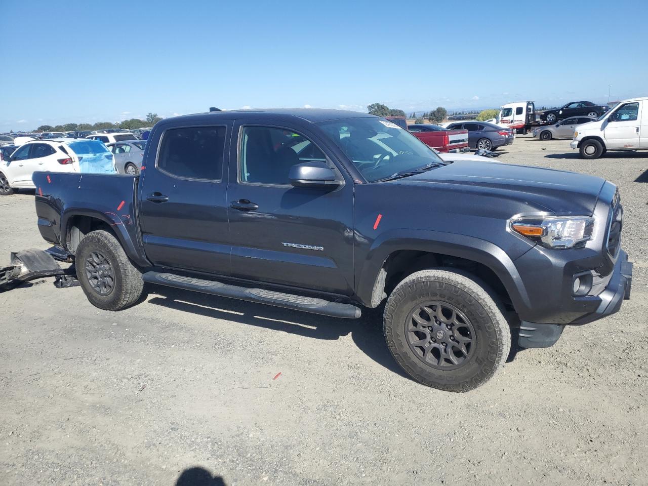 2018 Toyota Tacoma Double Cab - Фото 4