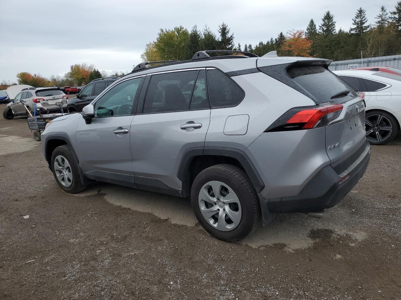2021 Toyota Rav4 Le - Фото 2