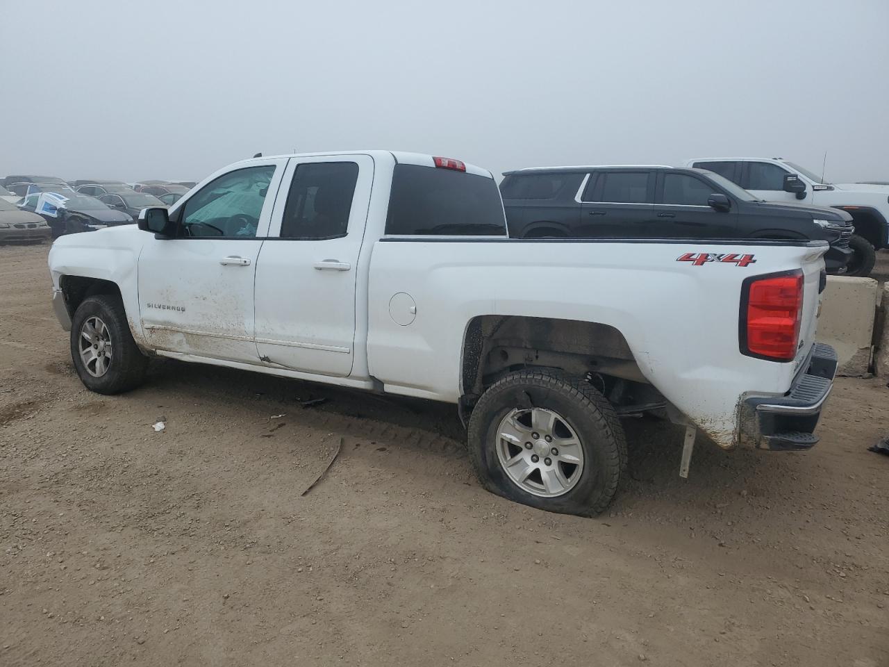 2018 Chevrolet Silverado K1500 Lt - Image 2