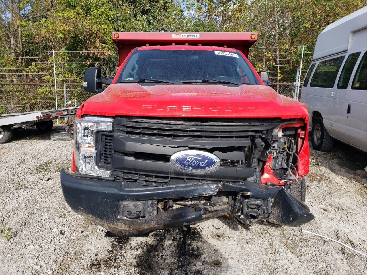 2017 Ford F350 Super Duty - Фото 5