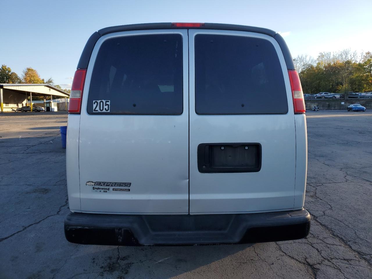 2012 Chevrolet Express G3500 Ls - Фото 6