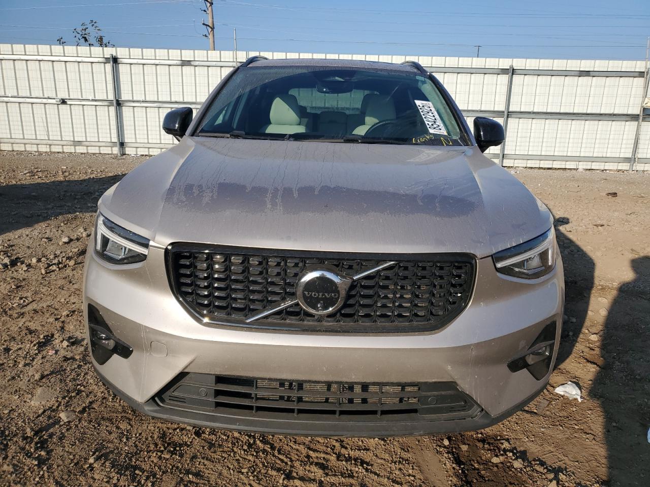 2024 Volvo Xc40 Plus - Фото 5