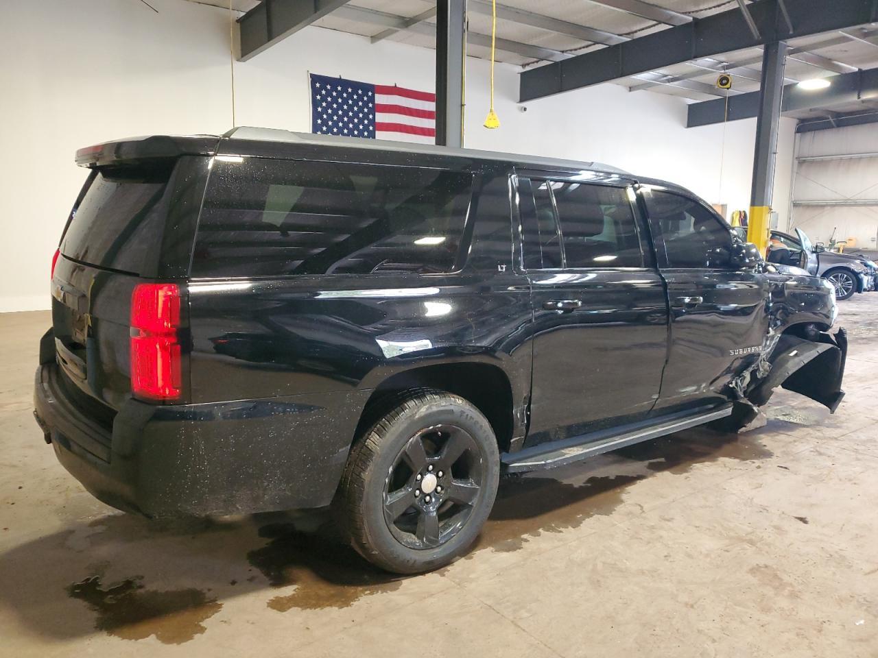 2019 Chevrolet Suburban K1500 Lt - Фото 3