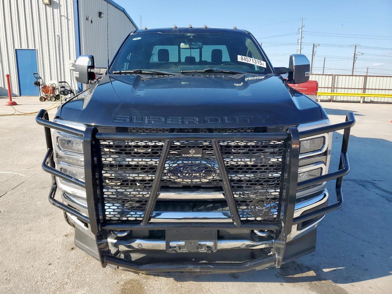 2024 Ford F250 Super Duty - Image 5
