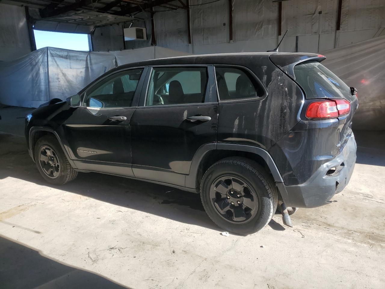 2014 Jeep Cherokee Sport - Image 2