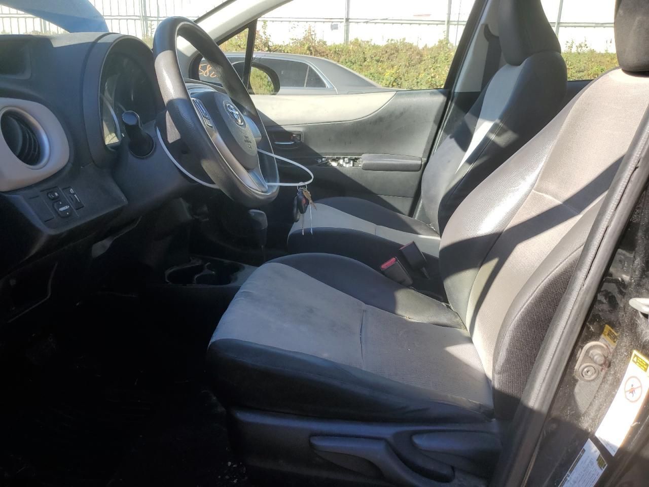2013 Toyota Yaris - Фото 7