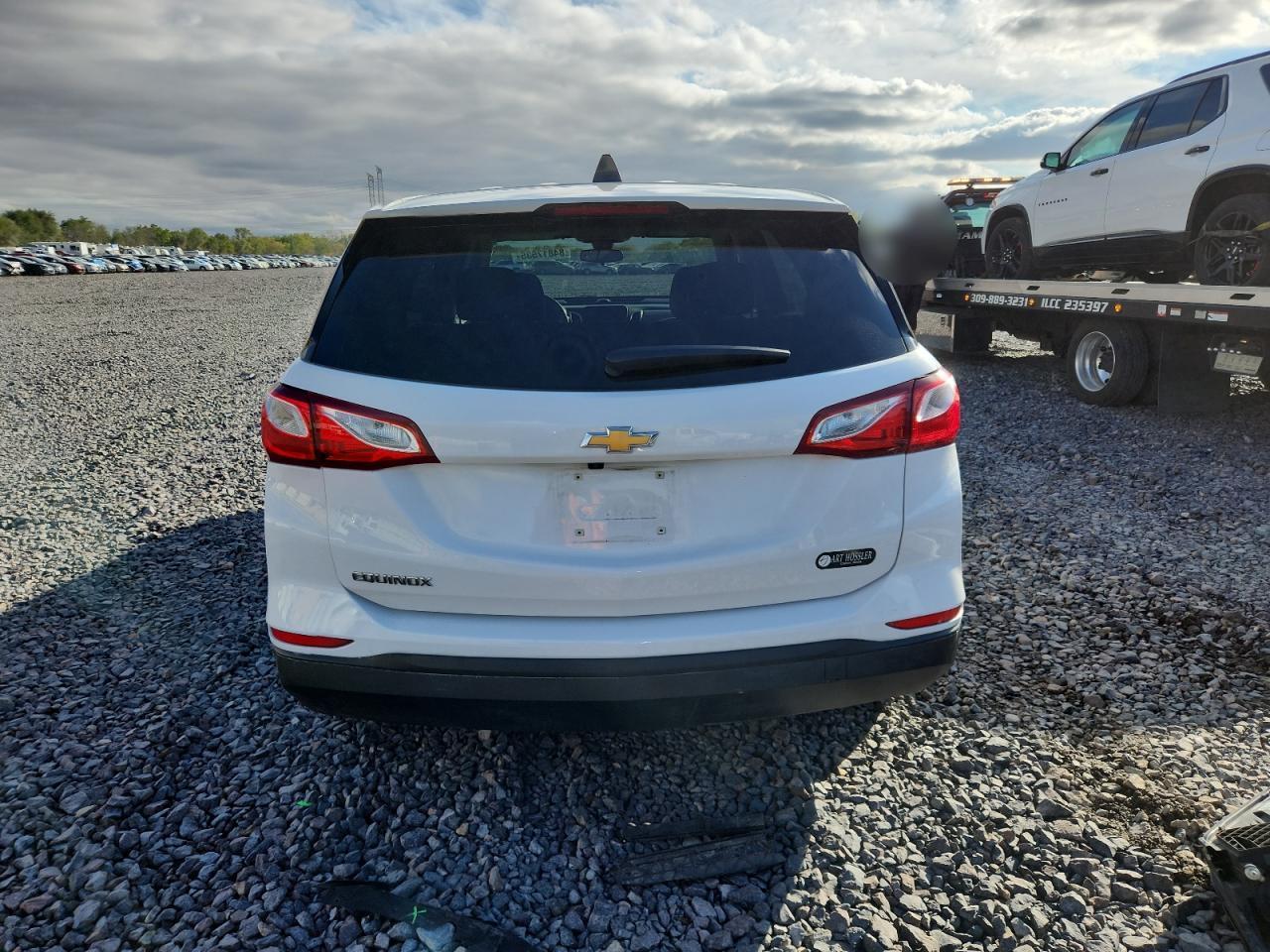 2020 Chevrolet Equinox Ls - Image 6