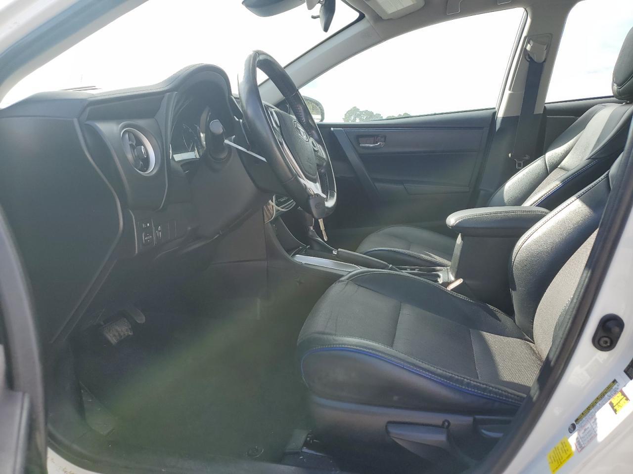 2019 Toyota Corolla L - Фото 7