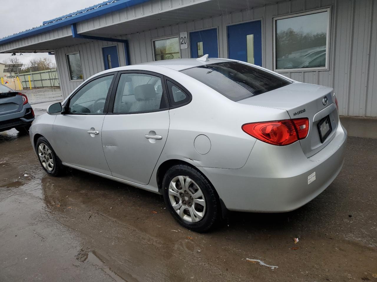 2009 Hyundai Elantra Gls - Image 2