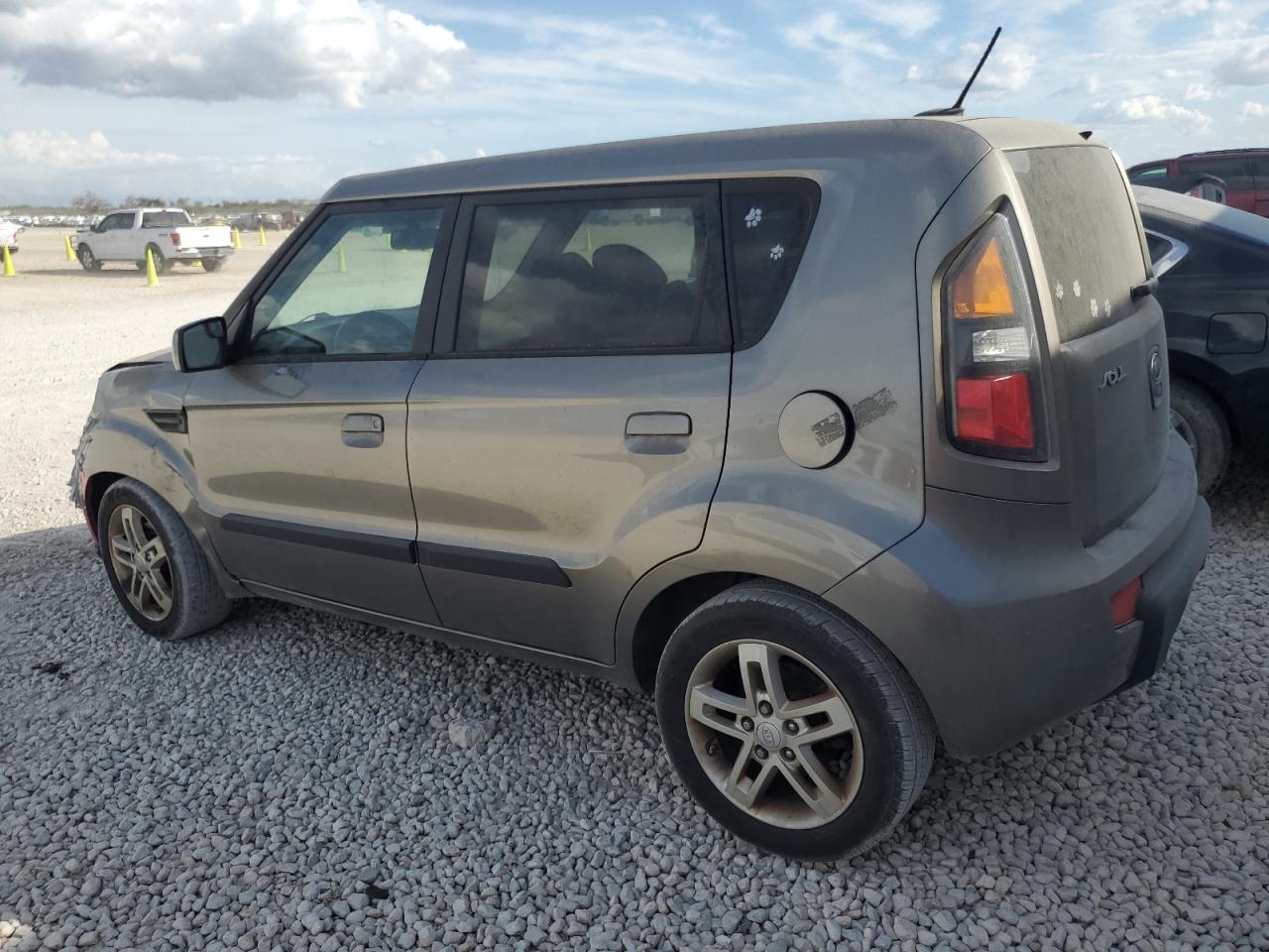 2010 Kia Soul + - Фото 2