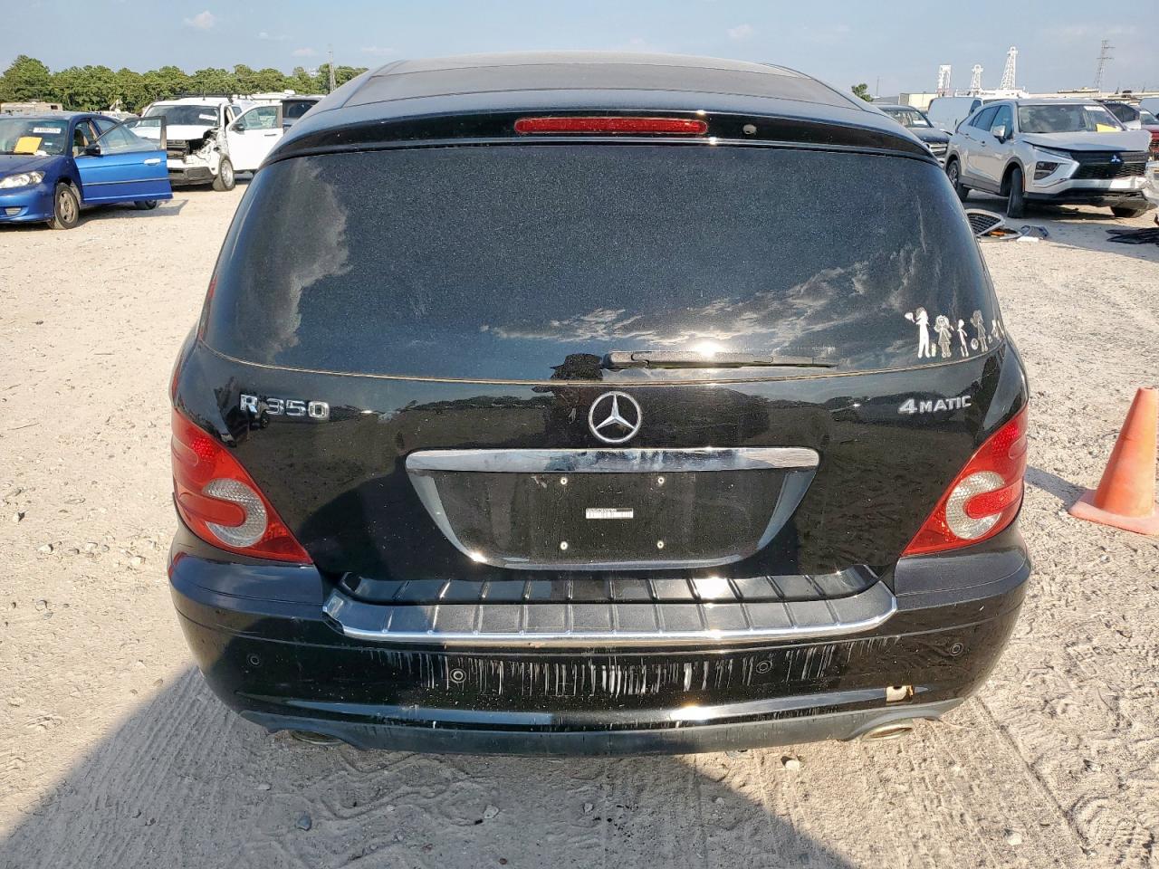 2008 Mercedes-Benz R 350 - Image 6
