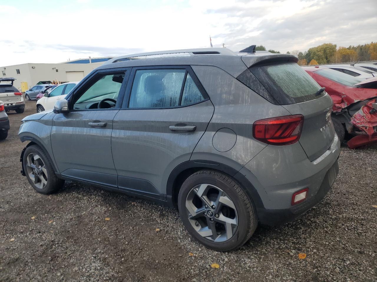 2021 Hyundai Venue Sel - Image 2