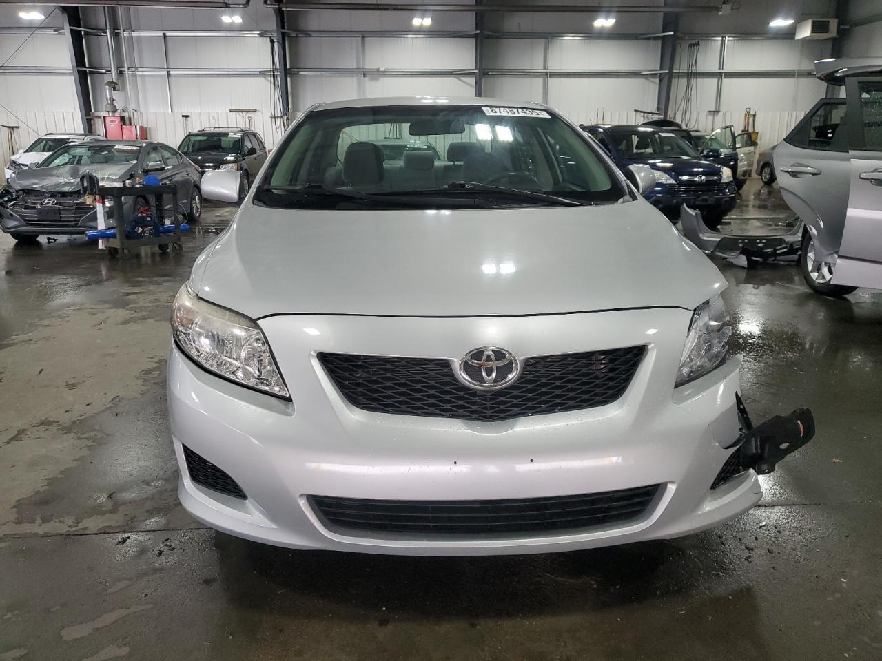 2010 Toyota Corolla Base - Фото 5