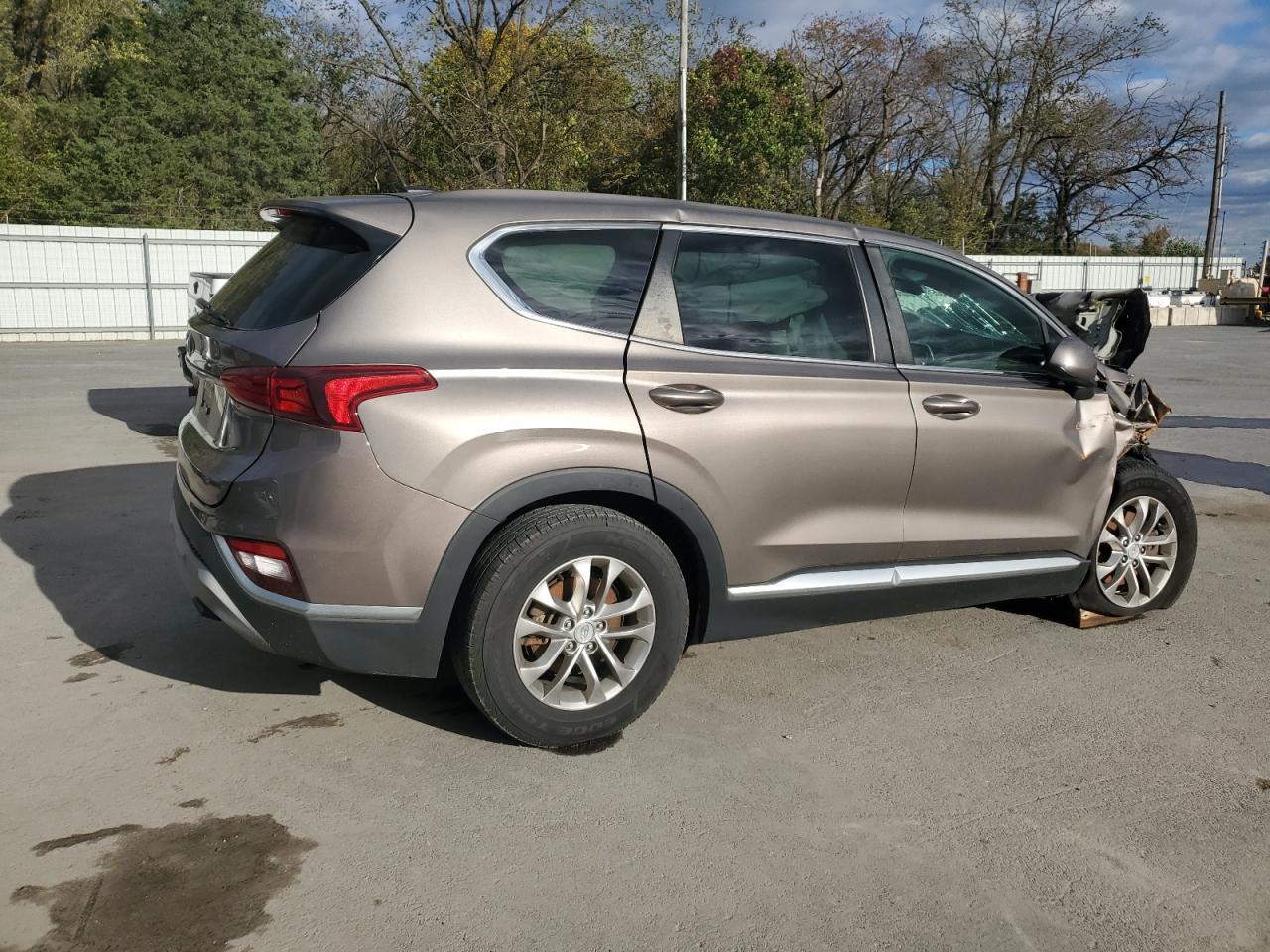 2019 Hyundai Santa Fe Se - Фото 3