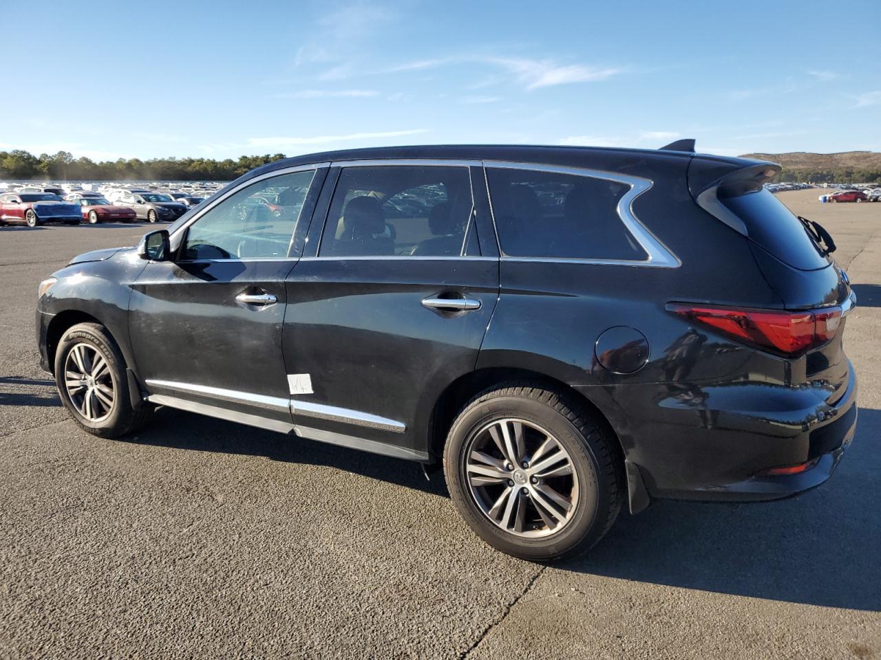 2019 Infiniti Qx60 Luxe - Image 2