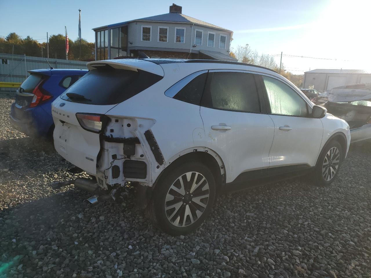 2020 Ford Escape Sel - Image 3