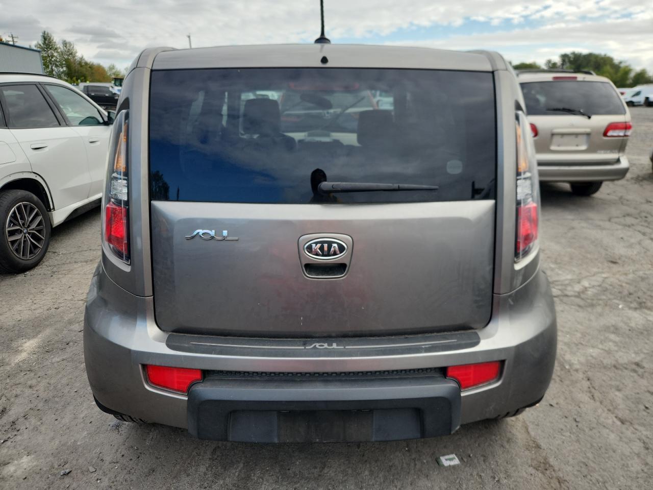 2010 Kia Soul + - Image 6