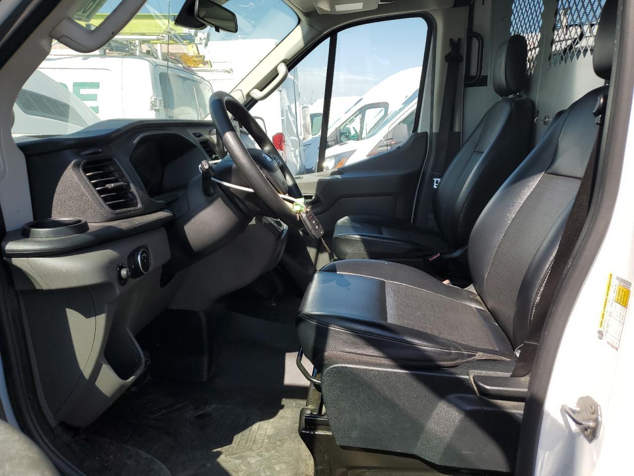 2020 Ford Transit Utility / Service Van - Фото 7