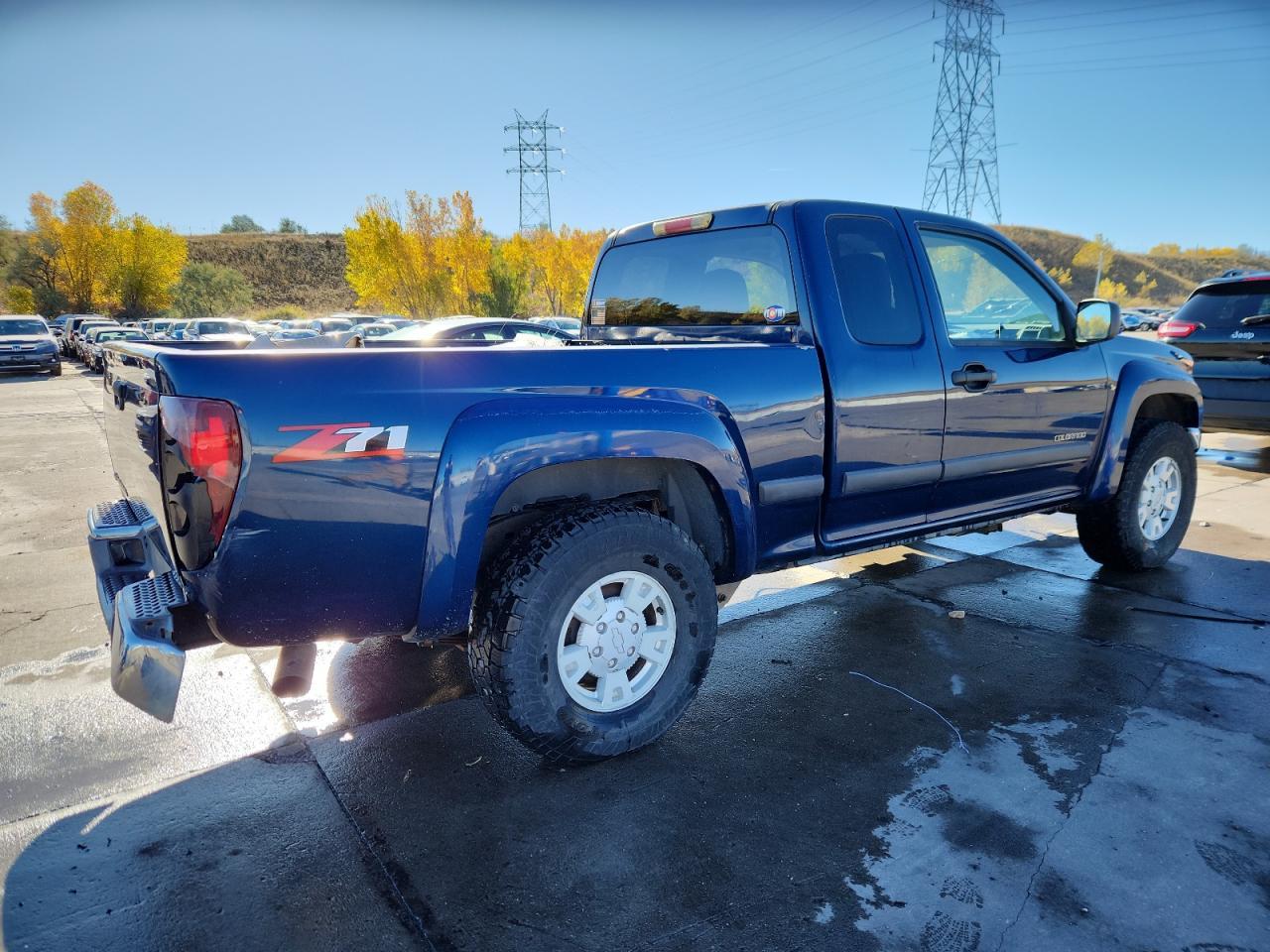 2004 Chevrolet Colorado - Image 3