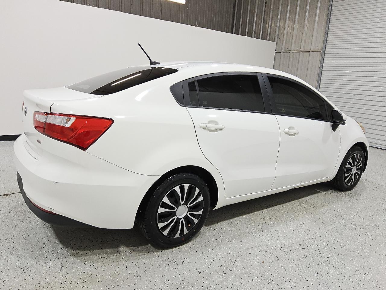 2016 Kia Rio Lx - Фото 3