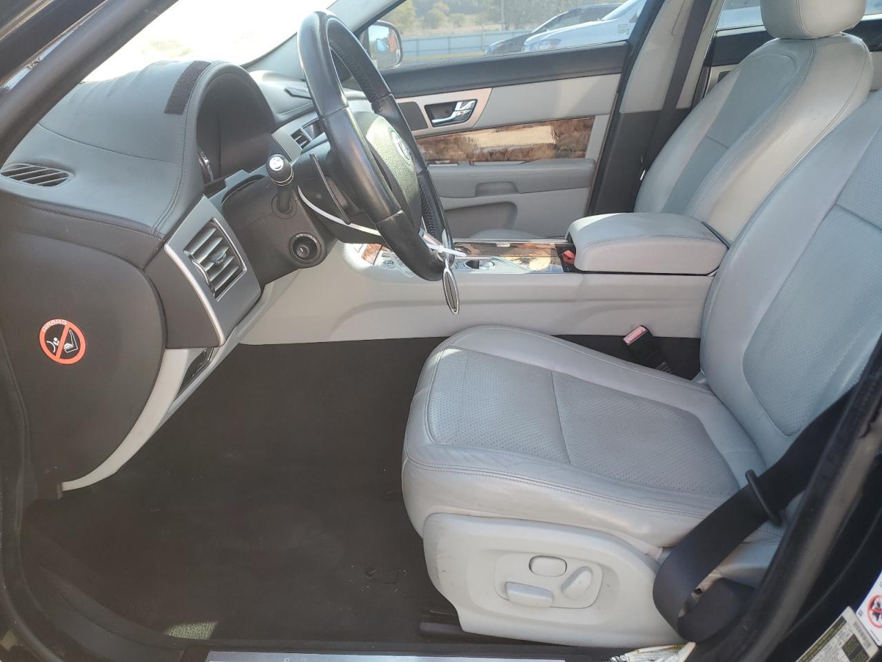2011 Jaguar Xf Premium - Фото 7