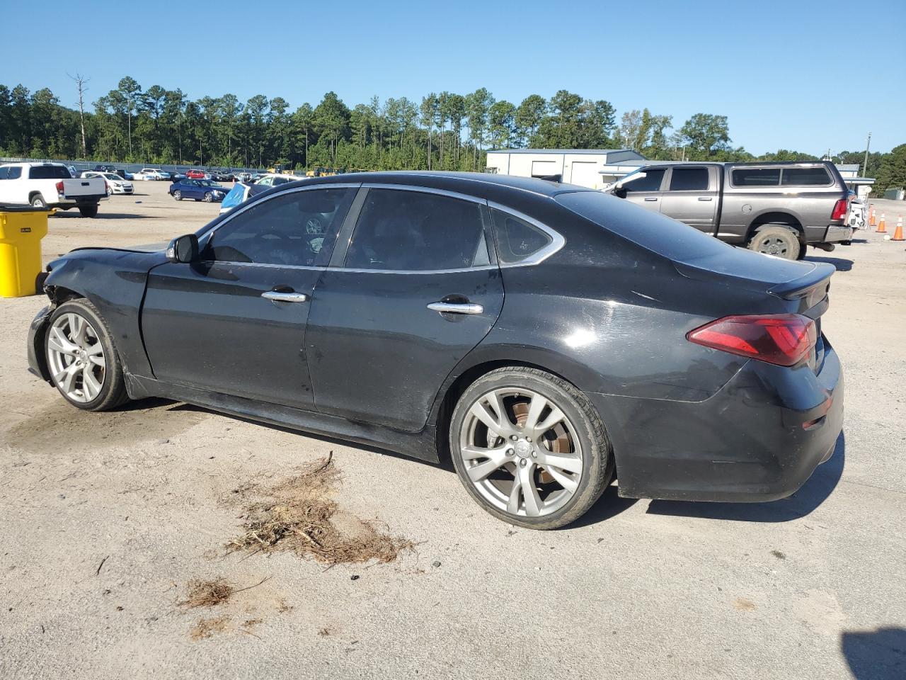 2016 Infiniti Q70 3.7 - Фото 2