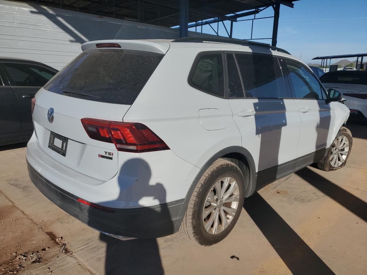2018 Volkswagen Tiguan S - Image 3