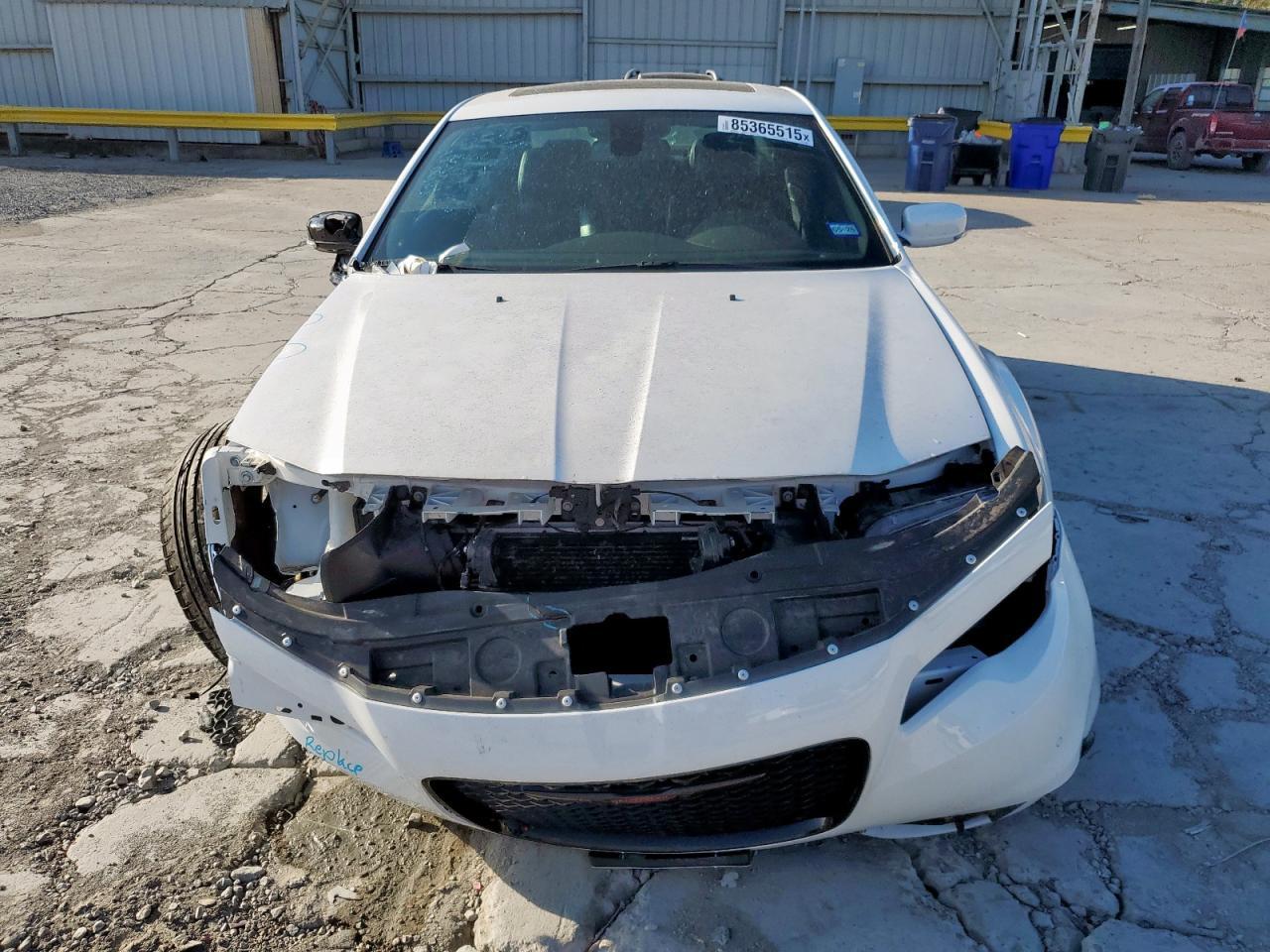 2022 Chrysler 300 S - Фото 5