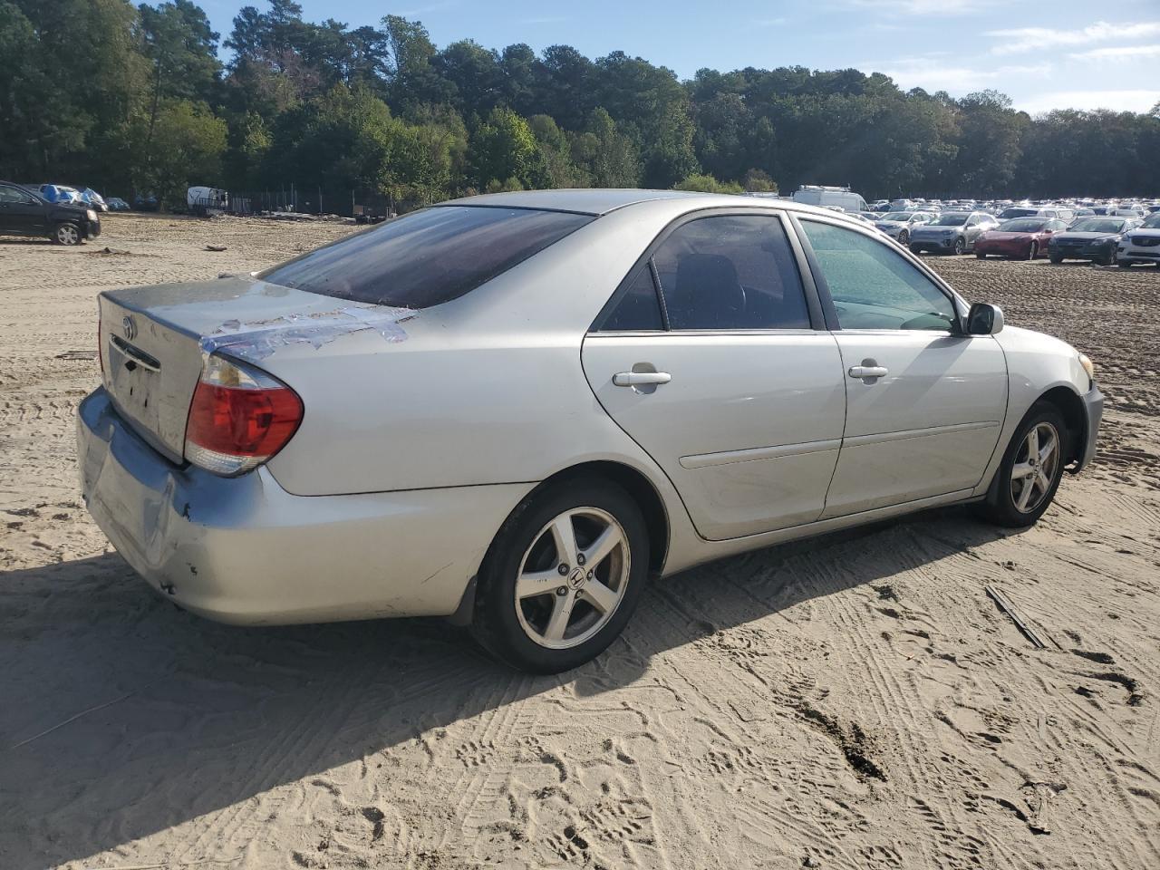 2006 Toyota Camry Le - Фото 3