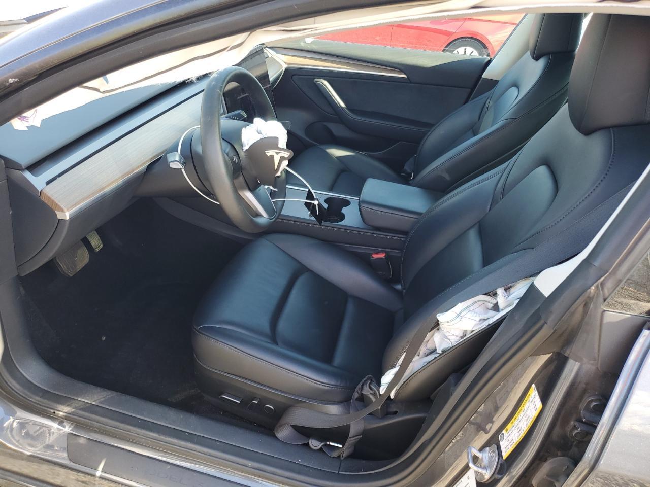 2023 Tesla Model 3 - Image 7