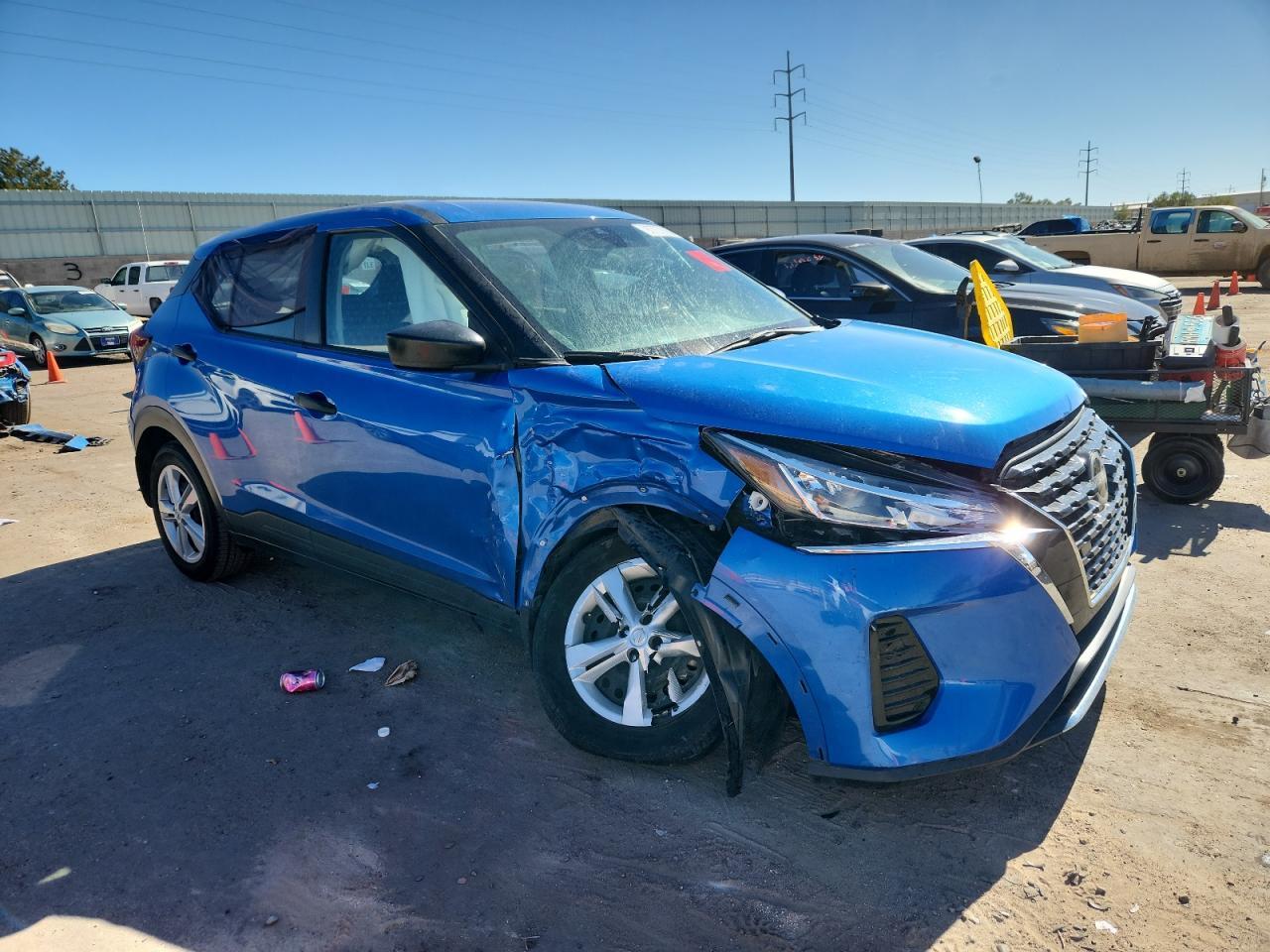 2022 Nissan Kicks S - Image 4