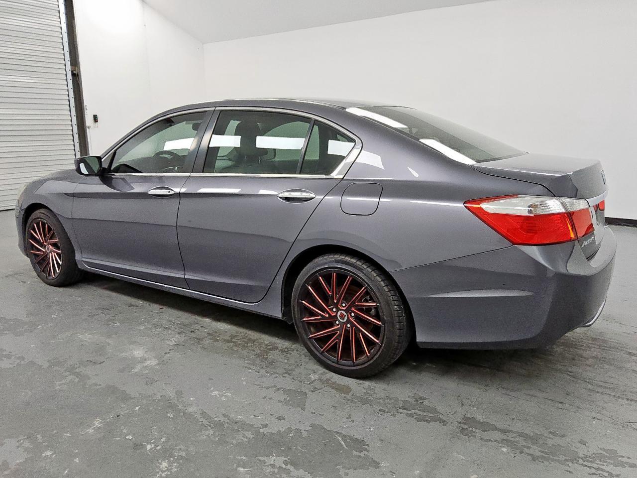 2015 Honda Accord Lx - Фото 2
