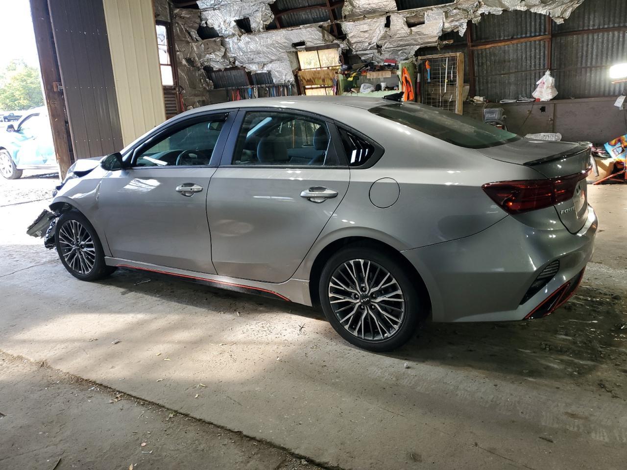 2024 Kia Forte Gt Line - Фото 2