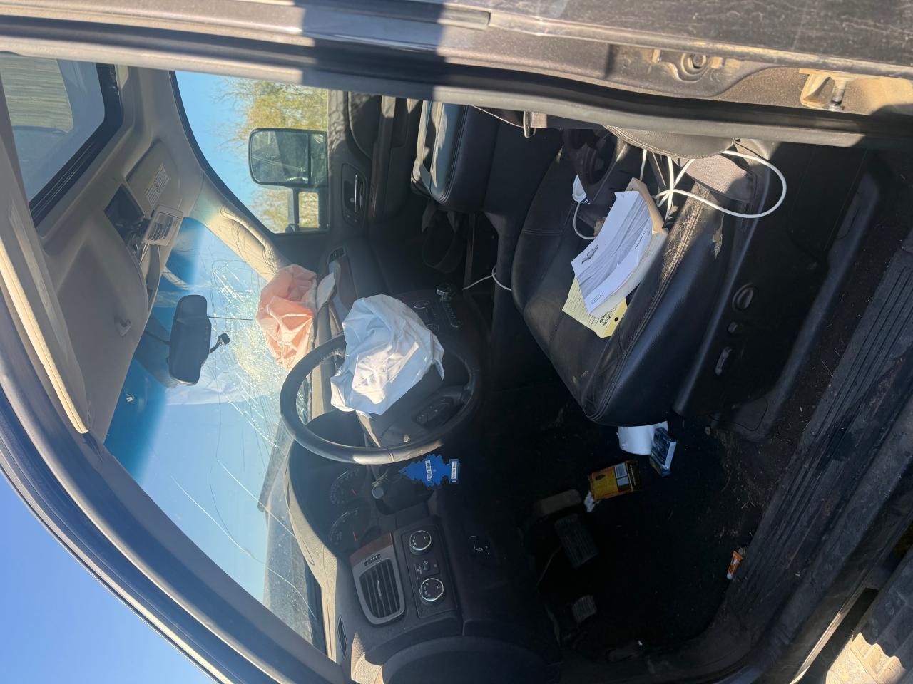 2011 Chevrolet 3500 - Image 5