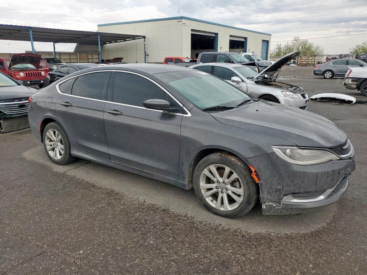 2015 Chrysler 200 Limited - Image 4