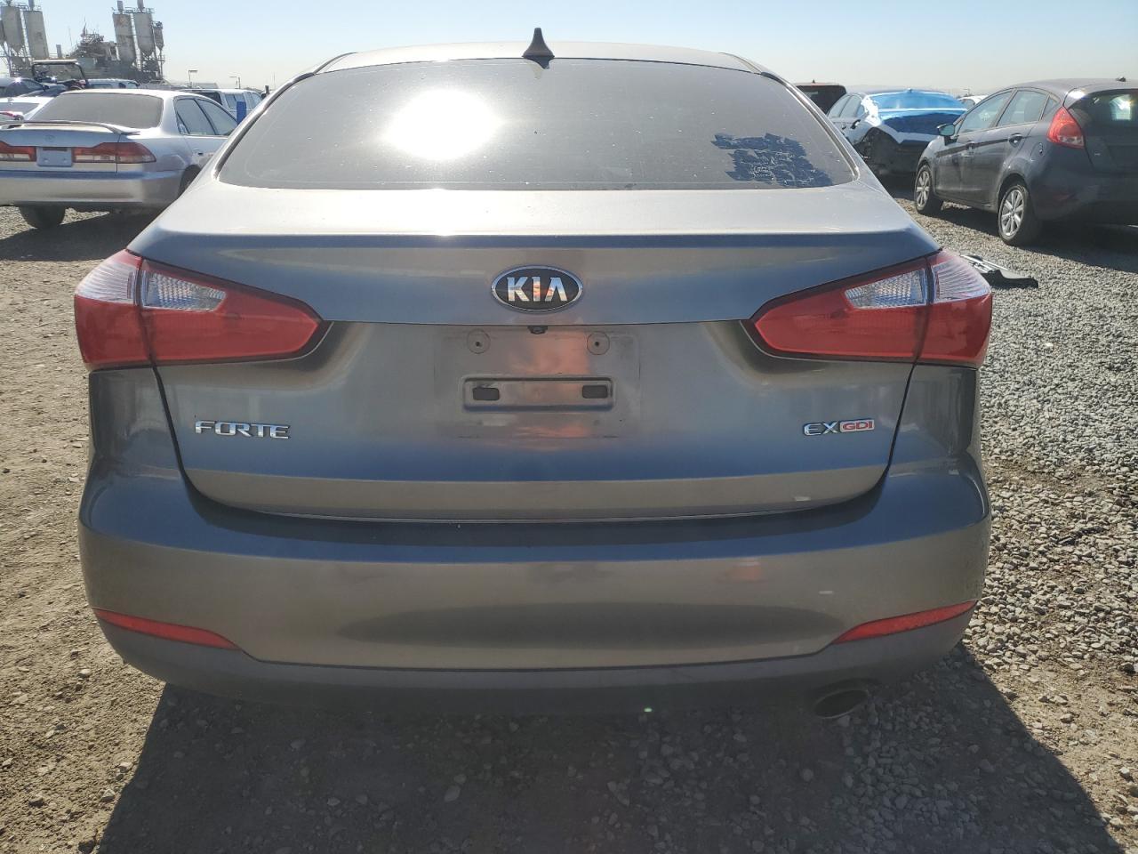 2016 Kia Forte Ex - Фото 6