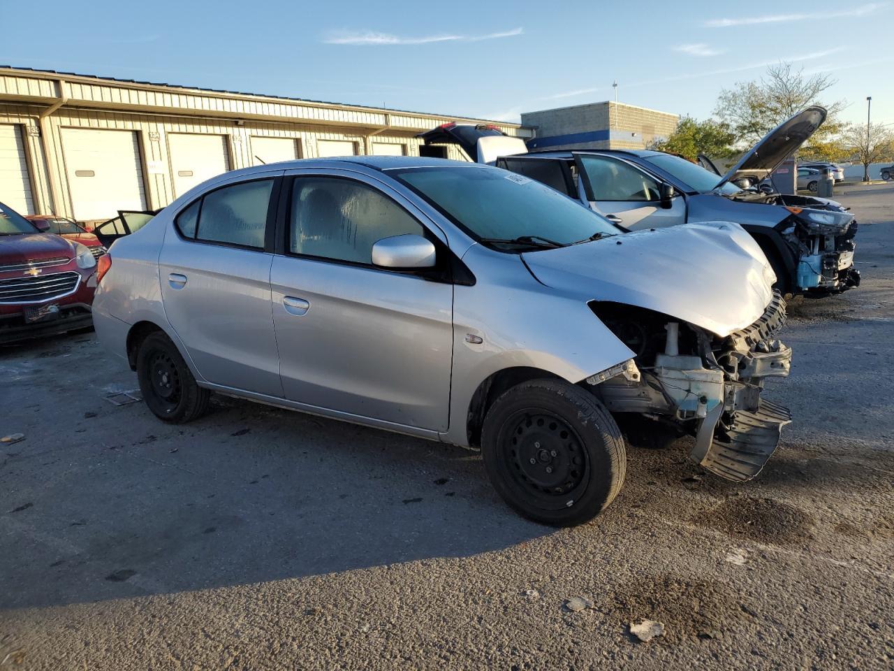 2017 Mitsubishi Mirage G4 Es - Фото 4