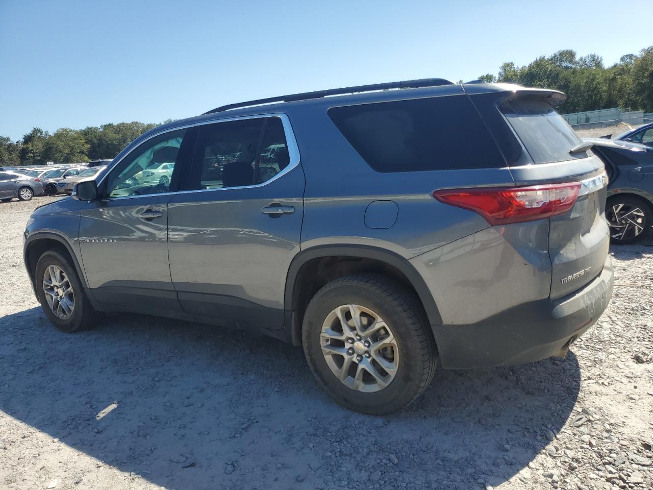 2020 Chevrolet Traverse Lt - Image 2