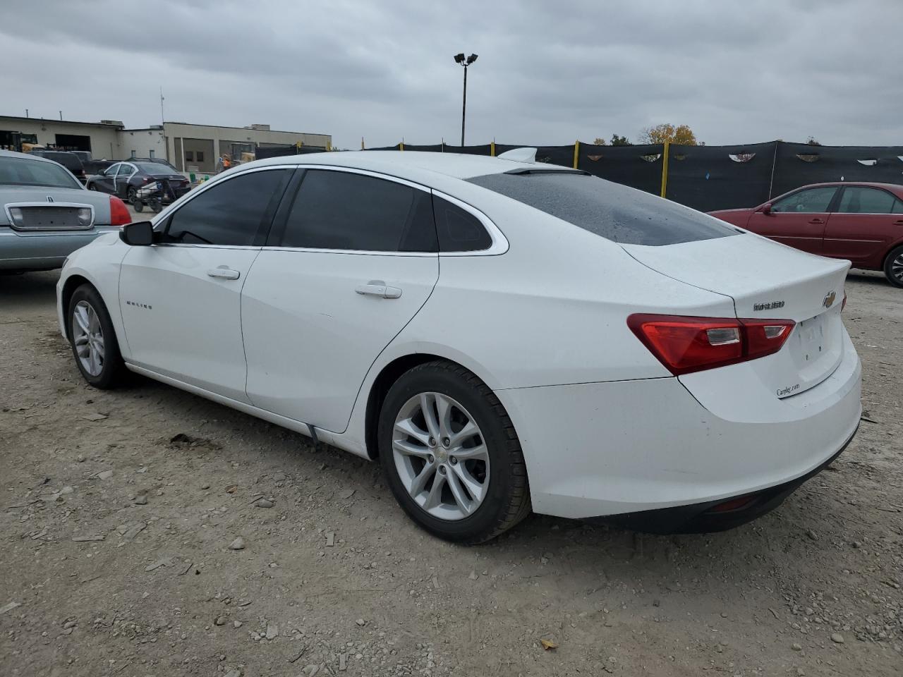 2017 Chevrolet Malibu Lt - Фото 2