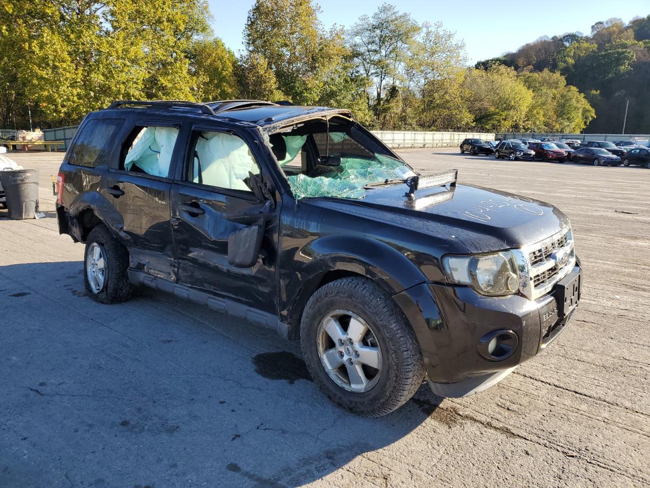 2011 Ford Escape Xlt - Image 4